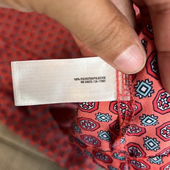 Old‎ Navy tank top - Picture 5 of 5